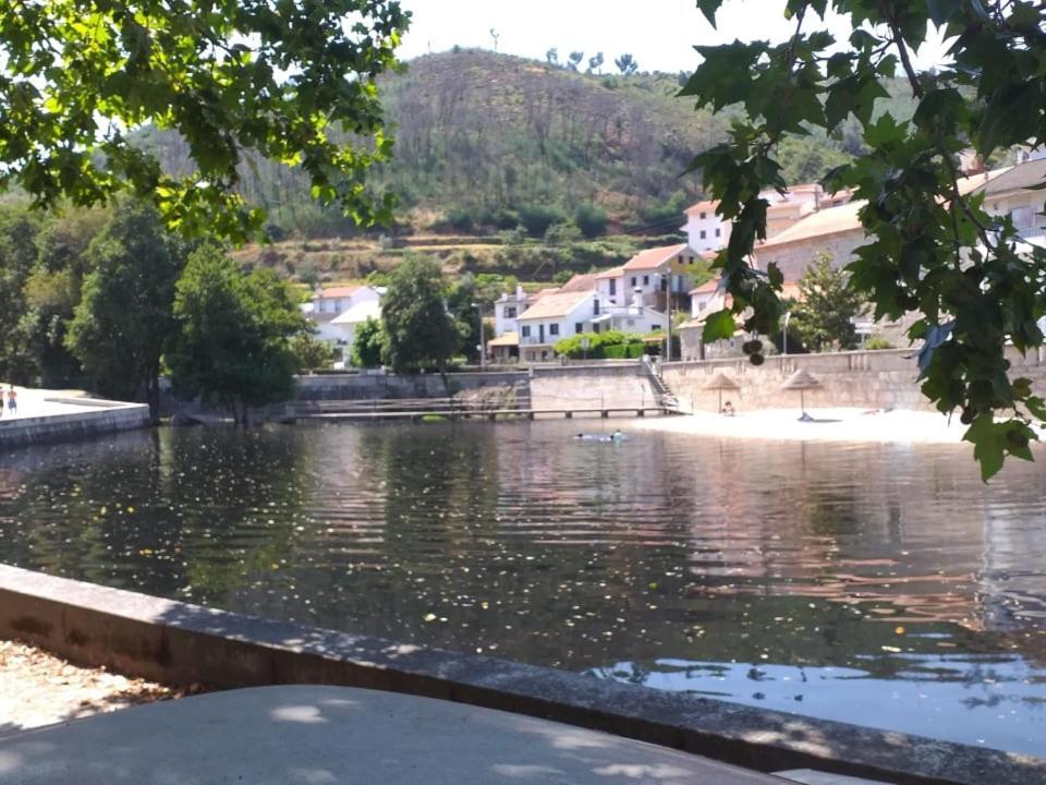 Casa Das Relvas Penalva de Alva Esterno foto